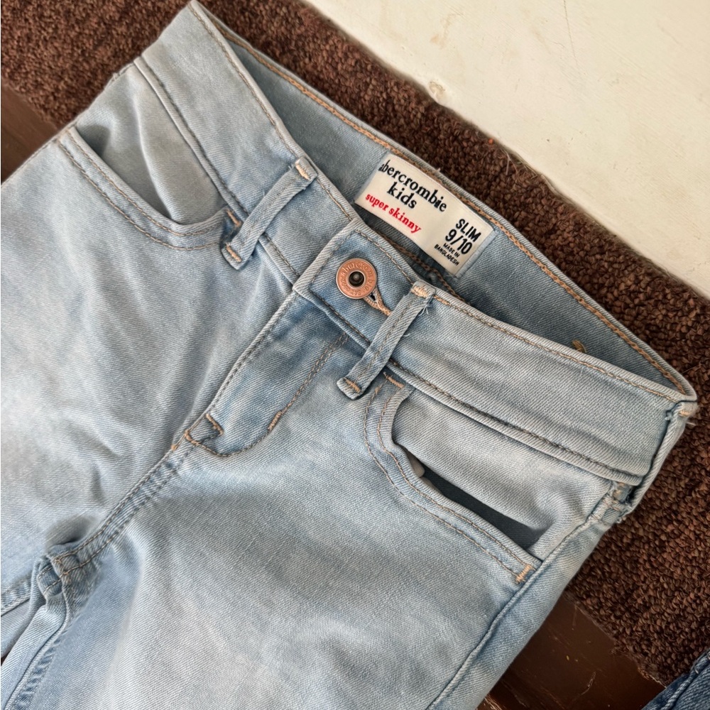 Abercrombie Kids Super Skinny Slim Jeans - Girls 9/10 - Picture 5 of 5